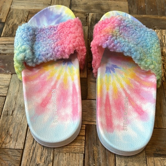 Steve Madden Shear Faux Fur Tie Dye Slide Size 9 - Picture 2 of 6